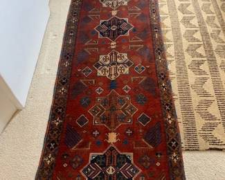 Antique Heriz runner, 9'6" x 2' 8"