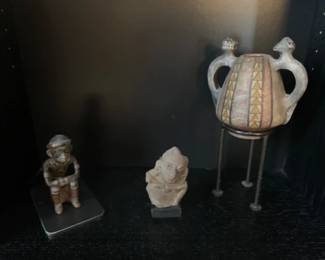 Pre-Columbian pieces, unauthenticated
