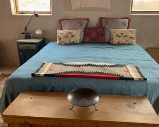 FREE King size bed (Simmons mattress and metal bed frame) 