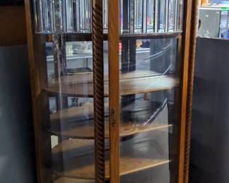 Barley Twist Bow Front Curio Cabinet With Mirrored Back, Beveled Glass Accents, Curved Glass Sides, 4 Wood Shelves And Claw Feet, 72" x 44.5" x 14"