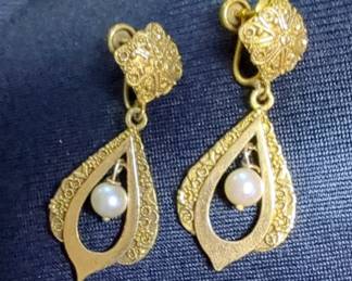 14K Gold Drop Earrings With Screw Back, 1.5" 