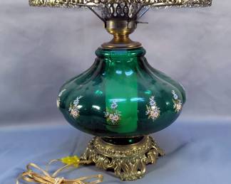 Pressed Glass Gone With The Wind Style Lamp Base, Converted To Electric, 15", Powers On