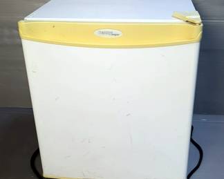 Danby Mini Refrigerator, Model DCRO54W, 19" x 17" x 18", Powers On 
