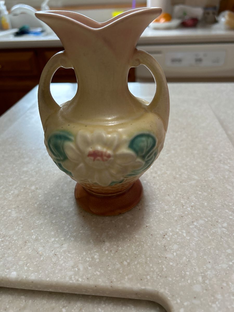 Hull Art pottery vase
