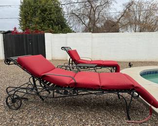 really nice wrought iron lounge with pads