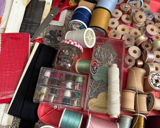 Sewing notions, wooden thread spools, Thread