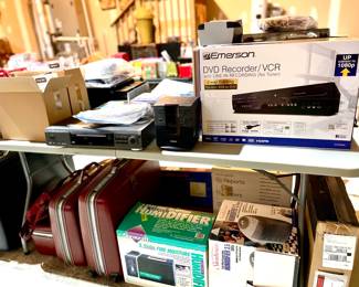 Electronics- DVD, CD Player, Humidifiers