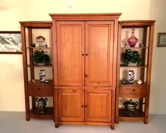 Broyhill Entertainment Center with Free Standing Display/Book Shelves