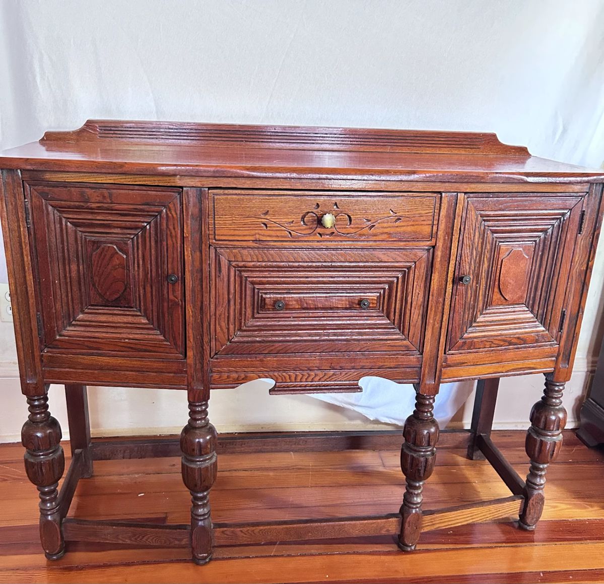 Credenza...beautiful!!!