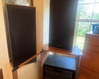 Technics Sound System w/speakers and cabinet