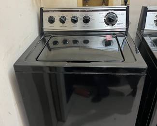 Kitchen Aid washer & dryer; Mfr date: 2000