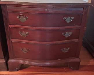 2 of 2 nightstands