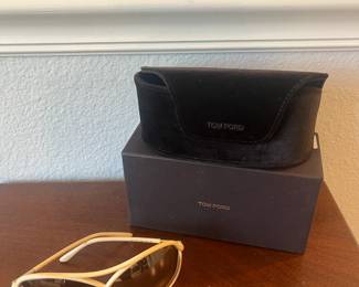Tom Ford sunglasses w/original case