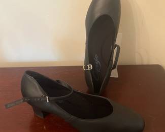 Capezio Mary Jane's, size 9.5