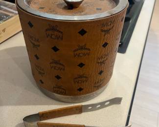 MCM Ice bucket w/tongs