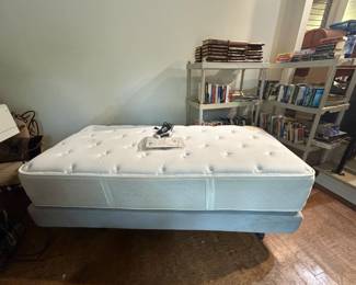 Fox Mattress twin bed w/Leggett & Platt adjustable frame.