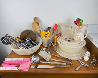 Vintage & Modern Kitchen Gadgets - Pampered Chef