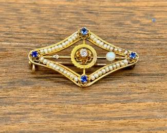 Antique Victorian 10K Gold Brooch w/Seed Pearls, Pearl, Diamond (?), & Sapphires (?) READ DESCRIPTION on website