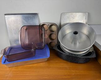 Baking Lot - Amethyst Pyrex, Baking Sheets, Granite Ware