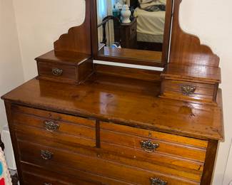 Solid wood Vanity Dresser
