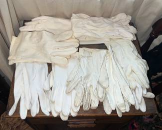 Vintage Women’s Gloves