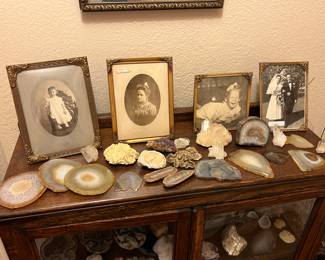 Vintage photos, Rocks, Fossils, Quartz Geodes, Small Geodes, Large Geodes.