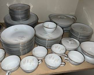 Royal Heidelberg Winterling Germany China set