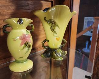 HULL Woodland Vase Green and Pink with Low Handles Collectible Pottery & Vintage Hull Woodland Yellow Green Floral Double Handled Vase
