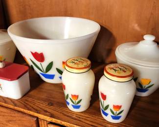 Vintage Fire King Tulip Range Set Salt Pepper Shakers & Grease Jar w/ Lid & Large Fire King Bowl
