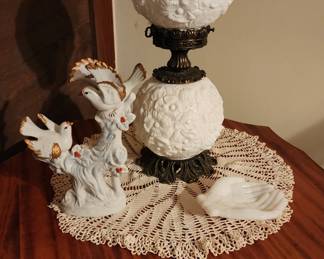 FENTON MILK GLASS Double Globe GWTW Style LAMP