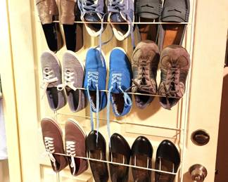 Selection of Women's Shoes Most are 7 - 7 1/2 M.