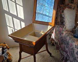 Rare Ross Table Wash-Stand Circa 1890s