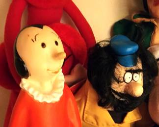 Vintage 1993 Popeye's Olive Oil Figure Bendable Rubber Doll & Vintage Cloth Olive Oil Doll 