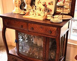 Beautiful restored Antique Furniture with Mirror