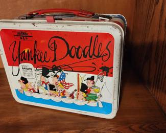 Vintage YANKEE DOODLES Metal Lunchbox 1975, No Thermos