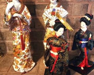 Geisha Dolls Figurines 