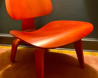 Eames  LCW 