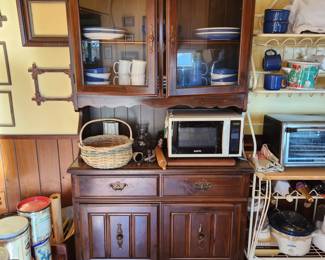 China cabinet 