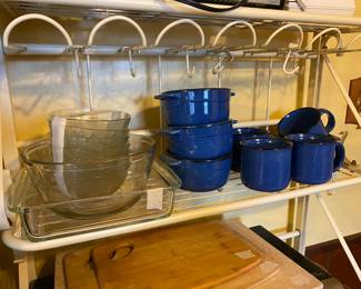 Coffee cups  -  more Pyrex 