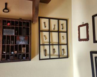 Picture of collectible old keys on right - 2 of these