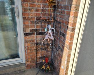 Shelf & contents on patio