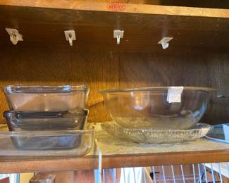 Pyrex in kitchen 