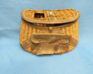 Lot 55. Vintage creel