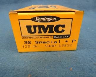 Lot 365. 38 rounds of UMC 38 Special {{{}}{+}{}} P. 125-grain SJHP.