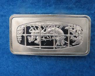 Lot 86. Franklin Mint Sterling 2.329 oz. bar entitled Christmas 1975