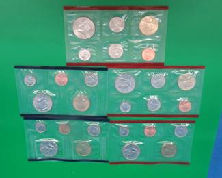 Lot 184. U.S. Mint Uncirculated sets from 2000 P, 2001 P, 2002 D, 2004 D, and 2005 D.