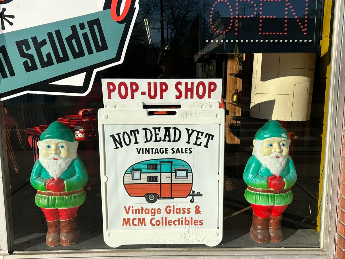 20% off of Vintage Christmas items