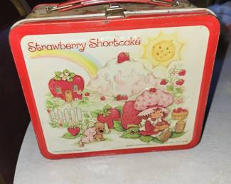 Strawberry shortcake lunch box