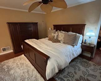 Bedroom Suite Furniture: Bed, Armoire, Dresser and TV Stand