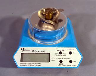 Dillon's D-Terminator Electronic Scale, Capacity 1200 grains/75 grams, With Scoop And Counterweight 